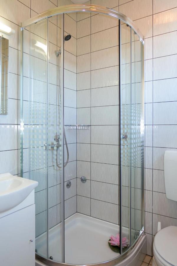 Apartment Rosic - Krk217 By Interhome Kornic Ngoại thất bức ảnh